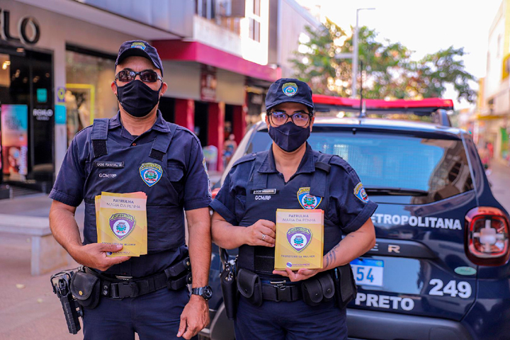 O trabalho realizado pela Guarda Civil Metropolitana (GCM) de Ribeirão Preto no atendimento à Lei Maria da Penha em 2022, assegurou o cumprimento de medidas protetivas e a promoção de ações de conscientização e combate à violência.