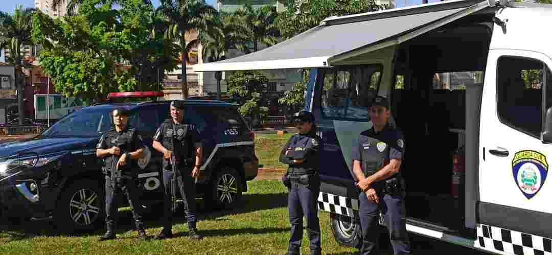 As ações reforçam o patrulhamento no Terminal Rodoviário, praças Schimidt, Coração de Maria, José Mortari e adjacências