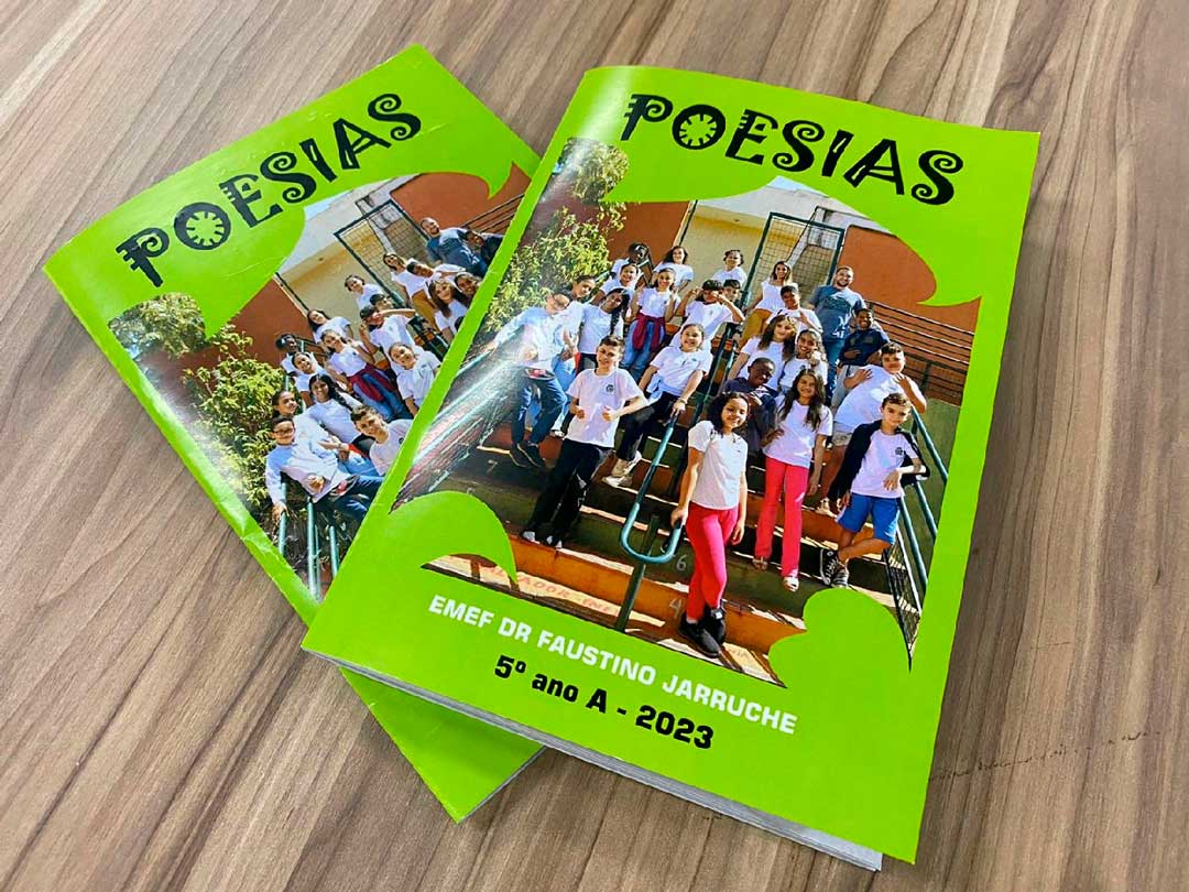 Alunos da rede municipal lançam livro “Poesias” na 22ª FIL