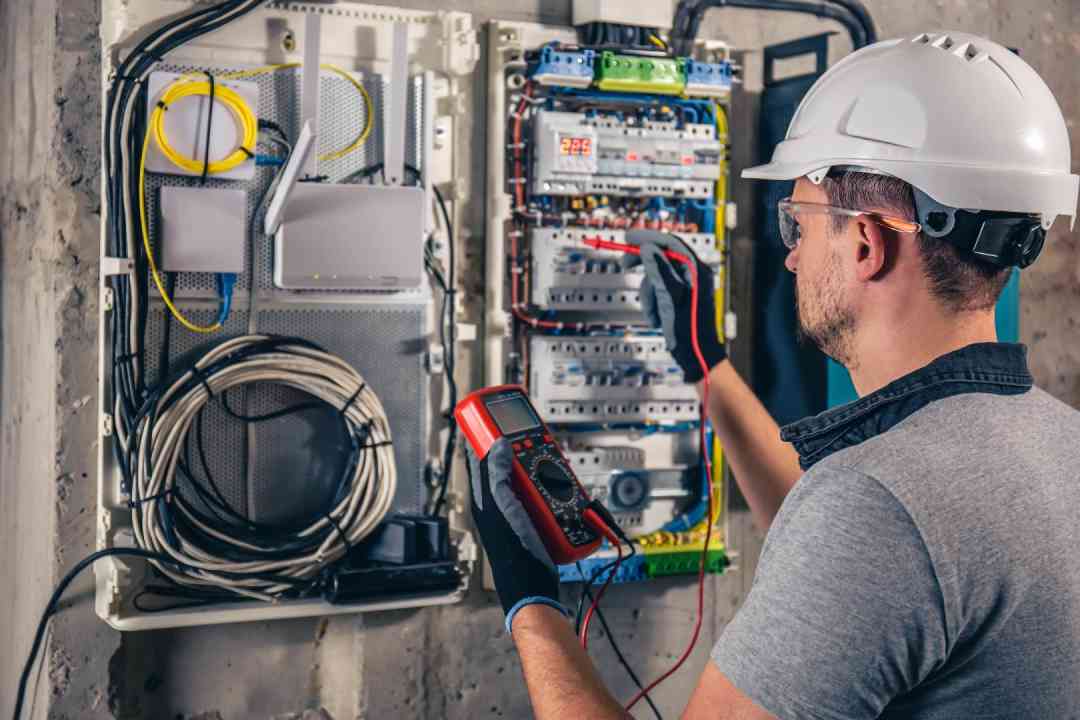 Vagas são para os cursos de “Reparação em Instalações Elétricas” e “Fabricação de Produtos de Confeitaria”, inscrições começam nesta terça-feira, 1º de agosto