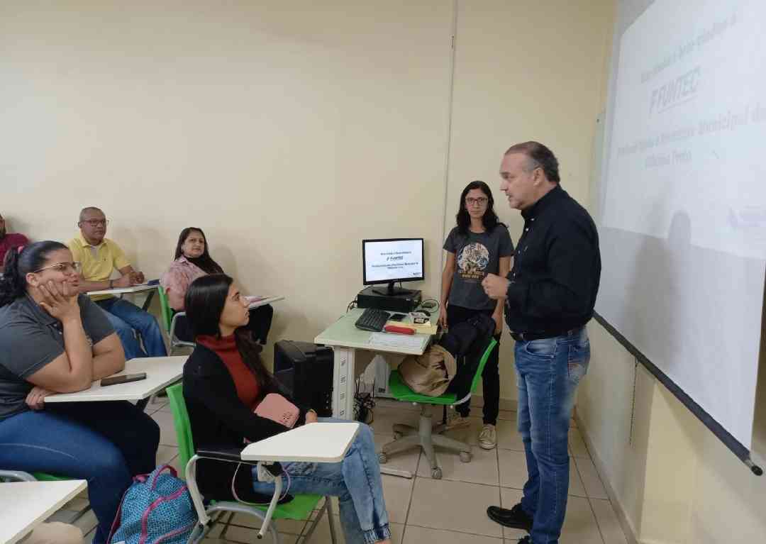 Curso capacitou 27 alunos em habilidades essenciais de comunicação e expressão verbal e não verbal