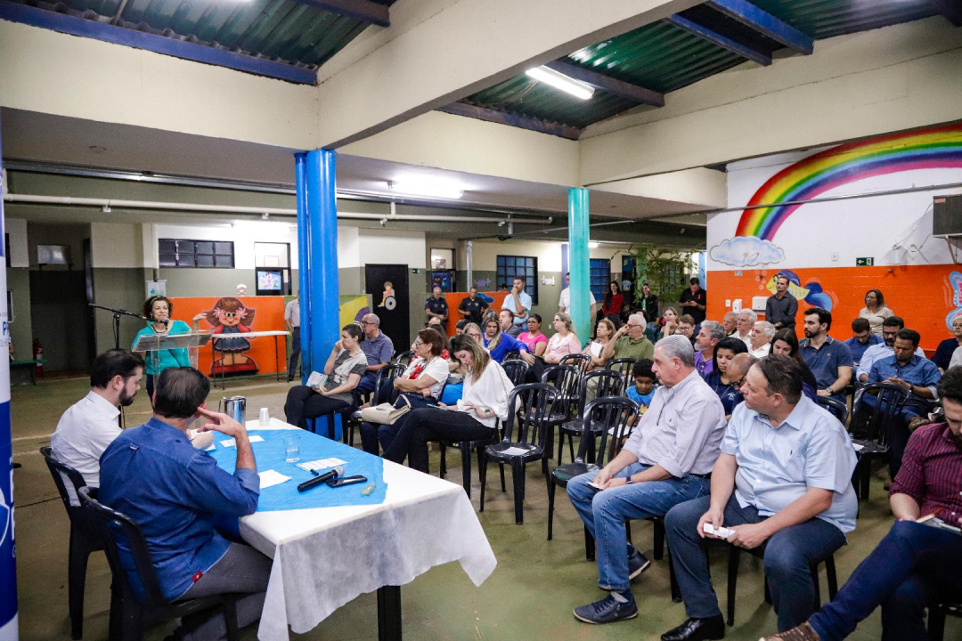 Moradores da Vila Tibério receberam o Prefeitura Perto de Você