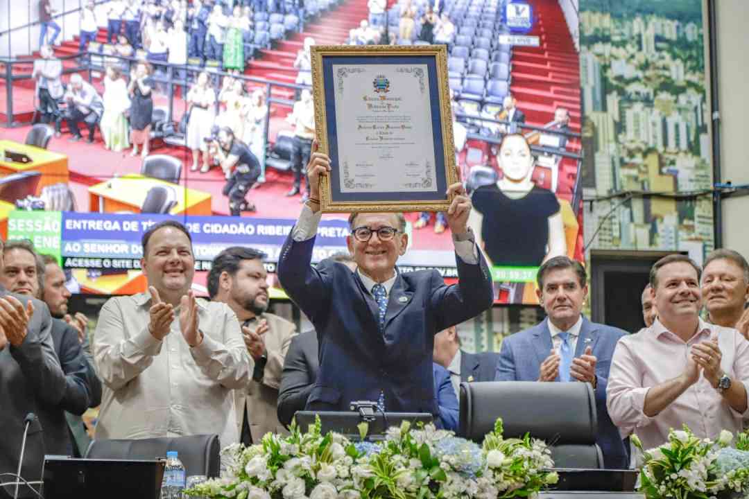 Promotor de Justiça aposentado recebe Título de Cidadão Ribeirãopretano