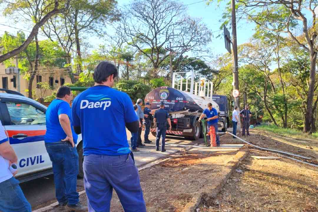 Saerp implanta hidrante para auxiliar Defesa Civil no combate às queimadas