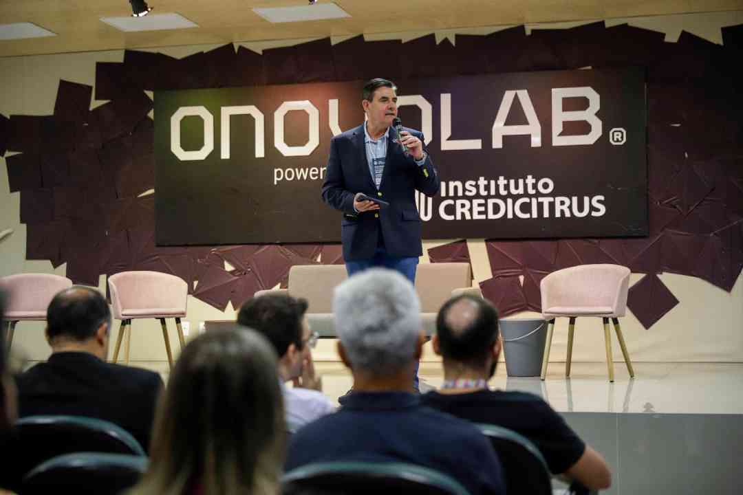 PPP da Iluminação Pública foi tema de palestra ministrada pelo prefeito Duarte Nogueira; evento ocorreu no Onovolab, em Ribeirão Preto