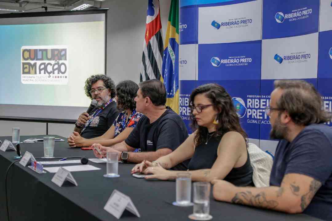 O Cultura em Ação é um programa coletivo, com recursos de R$ 1,065 milhão, provenientes do Fundo Municipal de Cultura