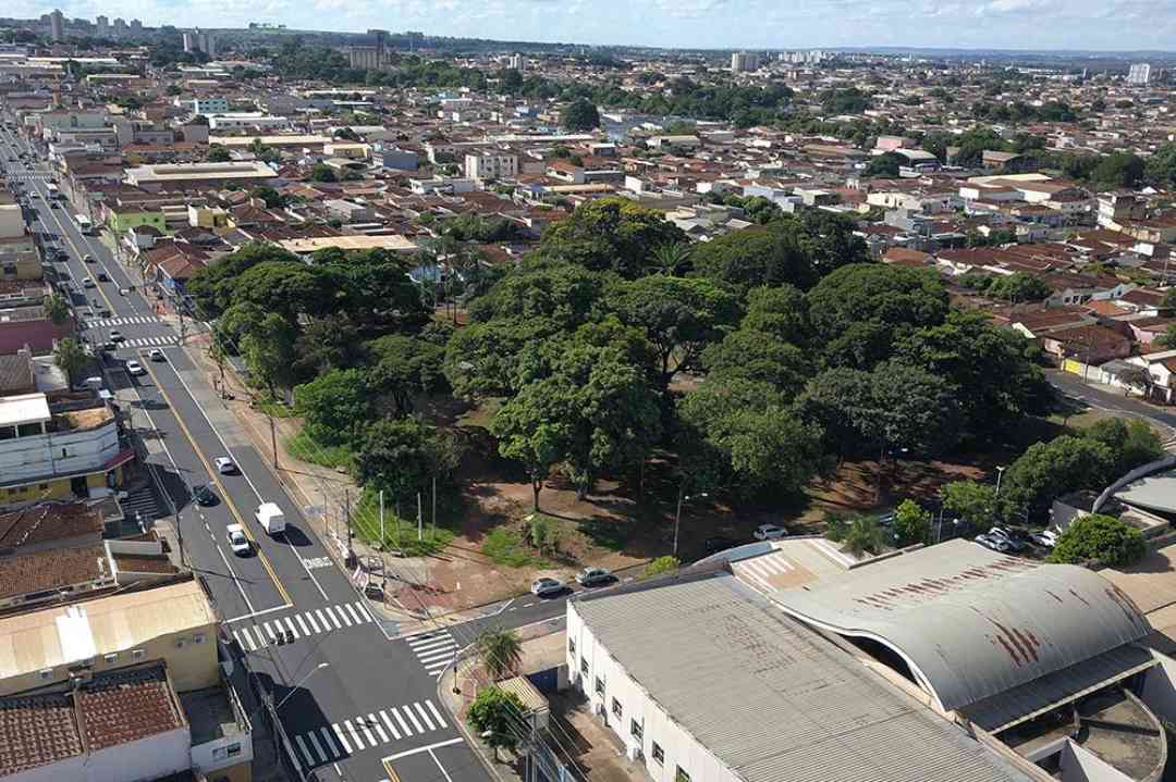 Permissão para uso de vagas para este serviço comercial na via passa a ser permitido das 9h30 às 11h