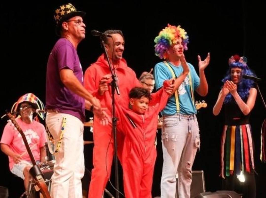 Bandalheira do Bem chega ao Teatro Municipal de Ribeirão Preto