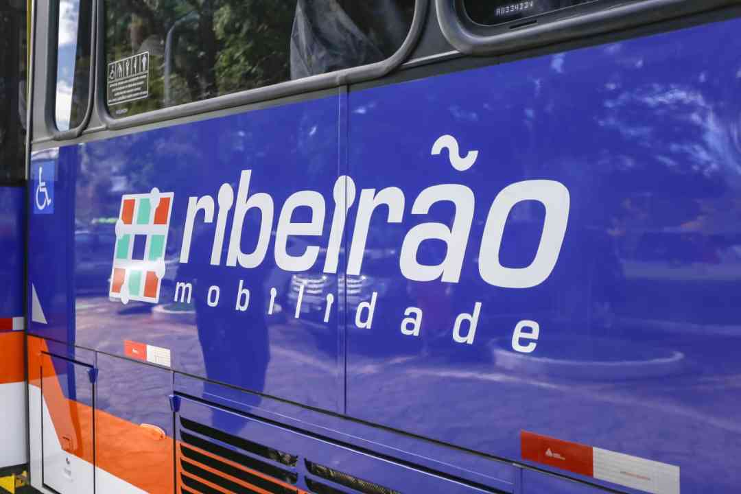 Nova frota de ônibus começa a circular em mais quatro linhas a partir desta quinta