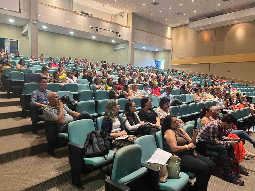 Com o tema “Mobilização pela educação como direito humano e desenvolvimento sustentável” foram eleitos 27 delegados para a etapa estadual