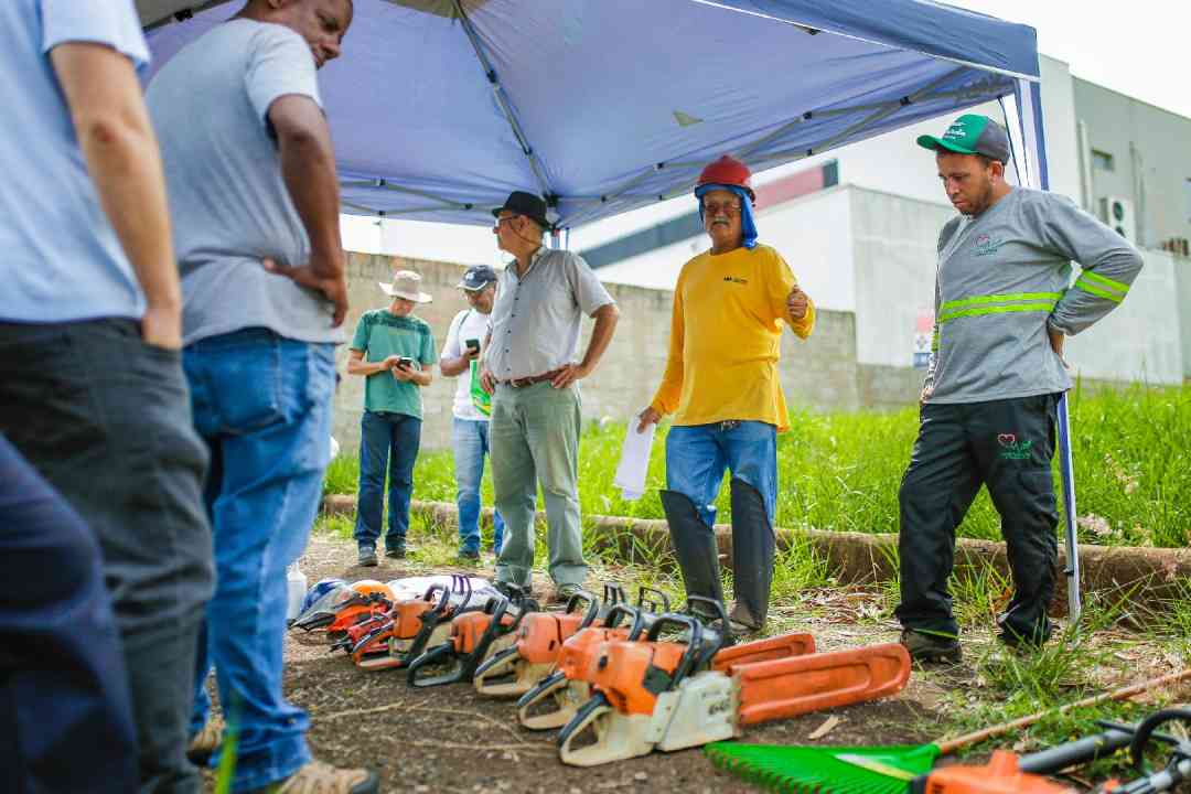 Secretaria do Meio Ambiente realiza curso para podadores de árvores urbanas