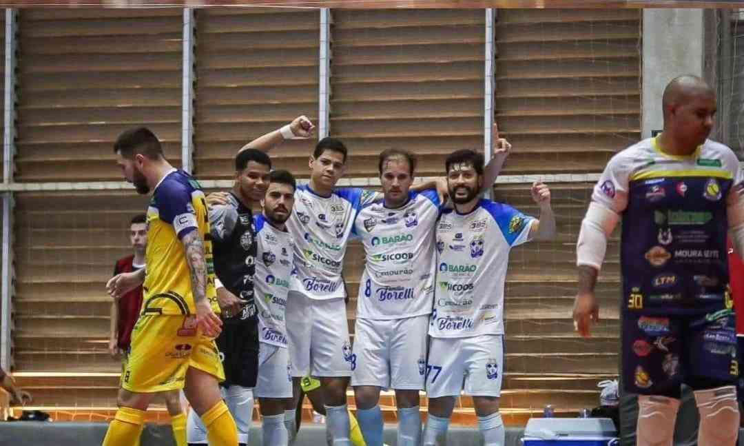 O Barão de Mauá Futsal Ribeirão, bi campeão da LPF, se classificou para as quartas de final após vencer o Botucatu por 4 a 0