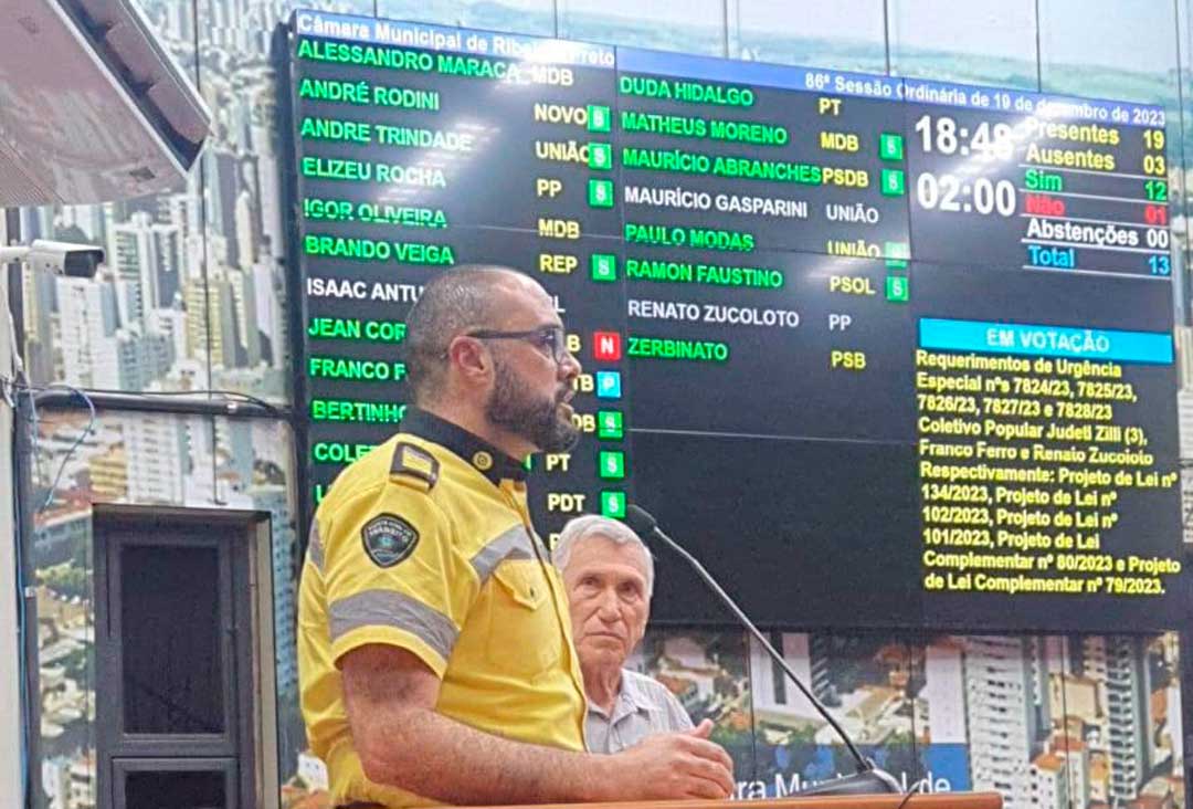 Câmara Municipal homenageia diretor de Trânsito da RP Mobi