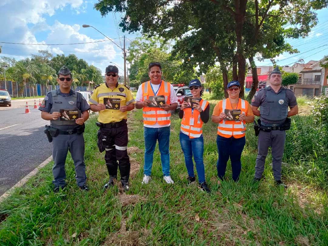 Polícia Militar e RP Mobi abordam 119 condutores em blitz na zona Oeste