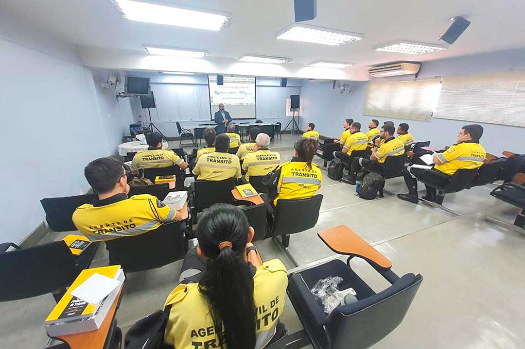 RP Mobi inicia curso de atualização para agentes de trânsito