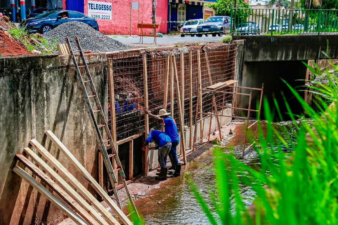 Obras na Avenida Antônio e Helena Zerrener estão em andamento