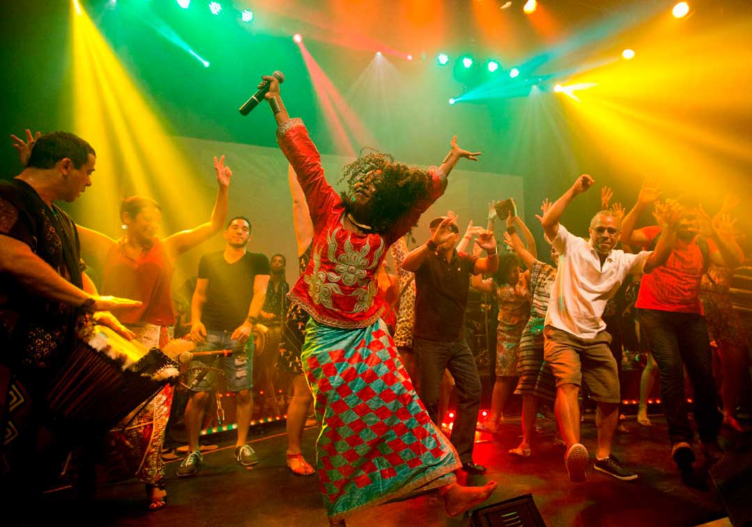 Teatro Municipal de Ribeirão Preto apresenta espetáculo com músicas e danças africanas