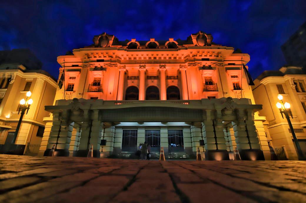 Esplanada do Theatro Pedro II receberá iluminações especiais no mês de junho
