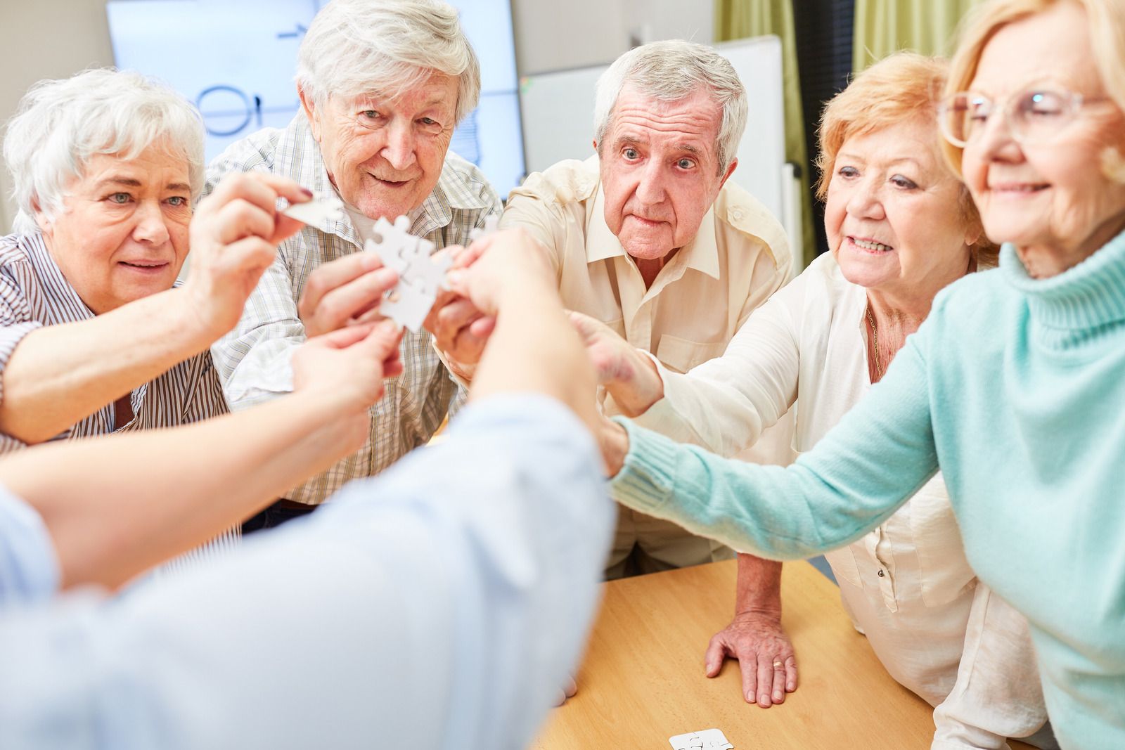 Projeto “Transformando Vidas 60+” vai capacitar idosos profissionalmente