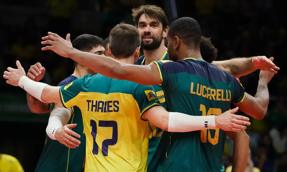 Definidos os 12 convocados da seleção masculina de vôlei para Paris