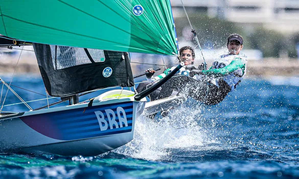 Vela: Martine e Kahena adiam sonho do tricampeonato olímpico em Paris