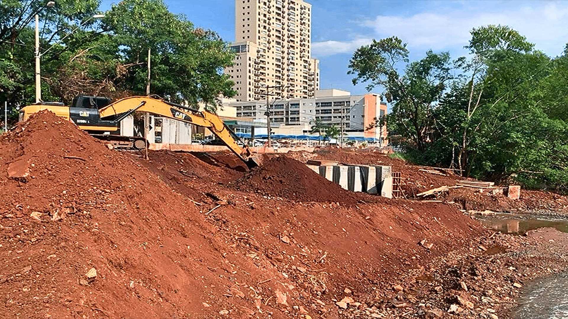 Construção das pontes na Avenida Maurílio Biagi entra em nova fase